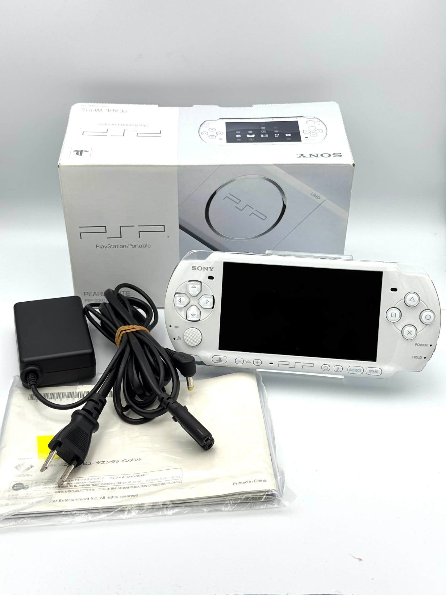 Sony PSP 3000 – Blanc nacré (en boîte)
