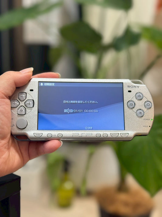 Sony PSP-2000 Silver