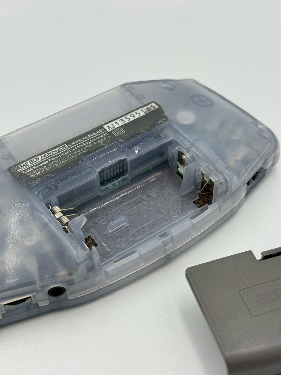 Game Boy Advance – Glacier Blue (Transparent)