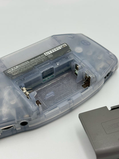 Game Boy Advance – Glacier Blue (Transparent)