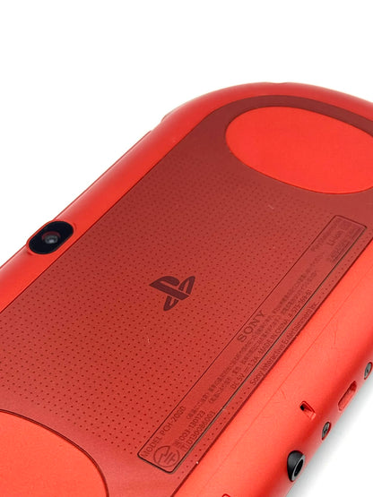 PS Vita 2000 – レッド
