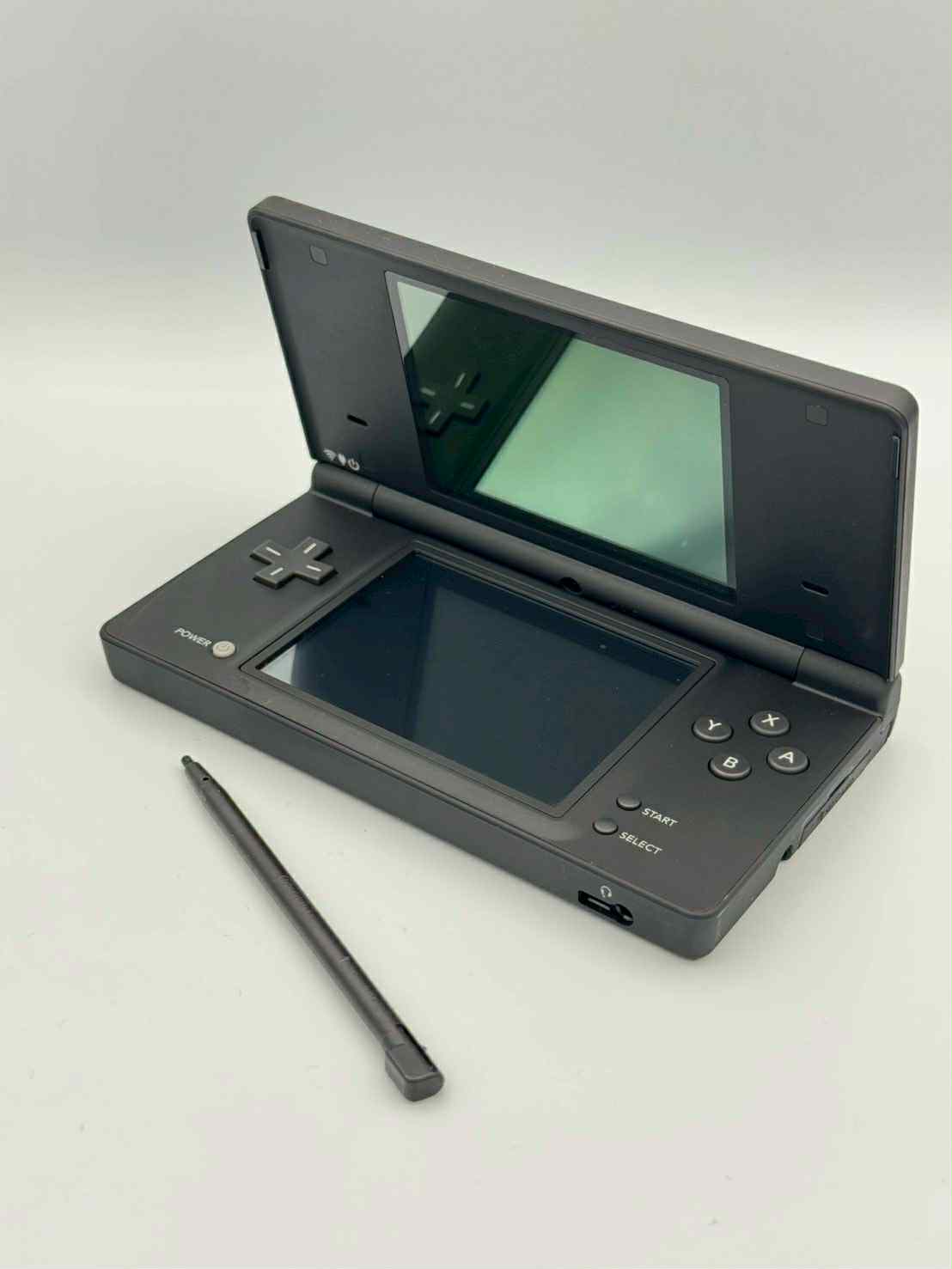 ニンテンドーDSi – ブラック