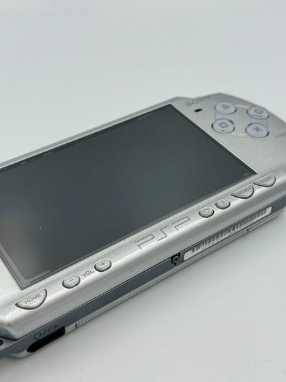 Sony PSP-2000 Silver
