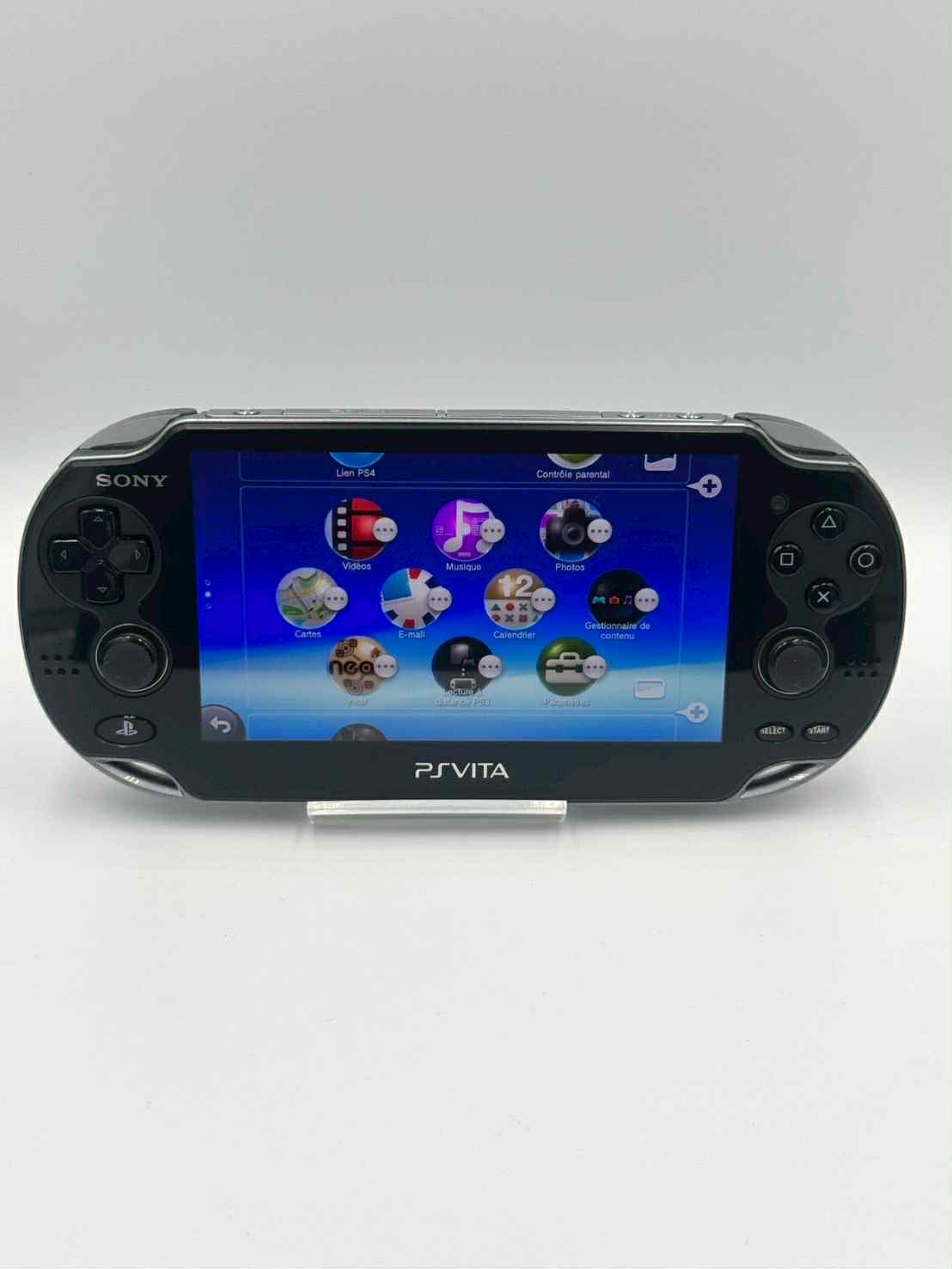 PS Vita 1000 – Entièrement noire 