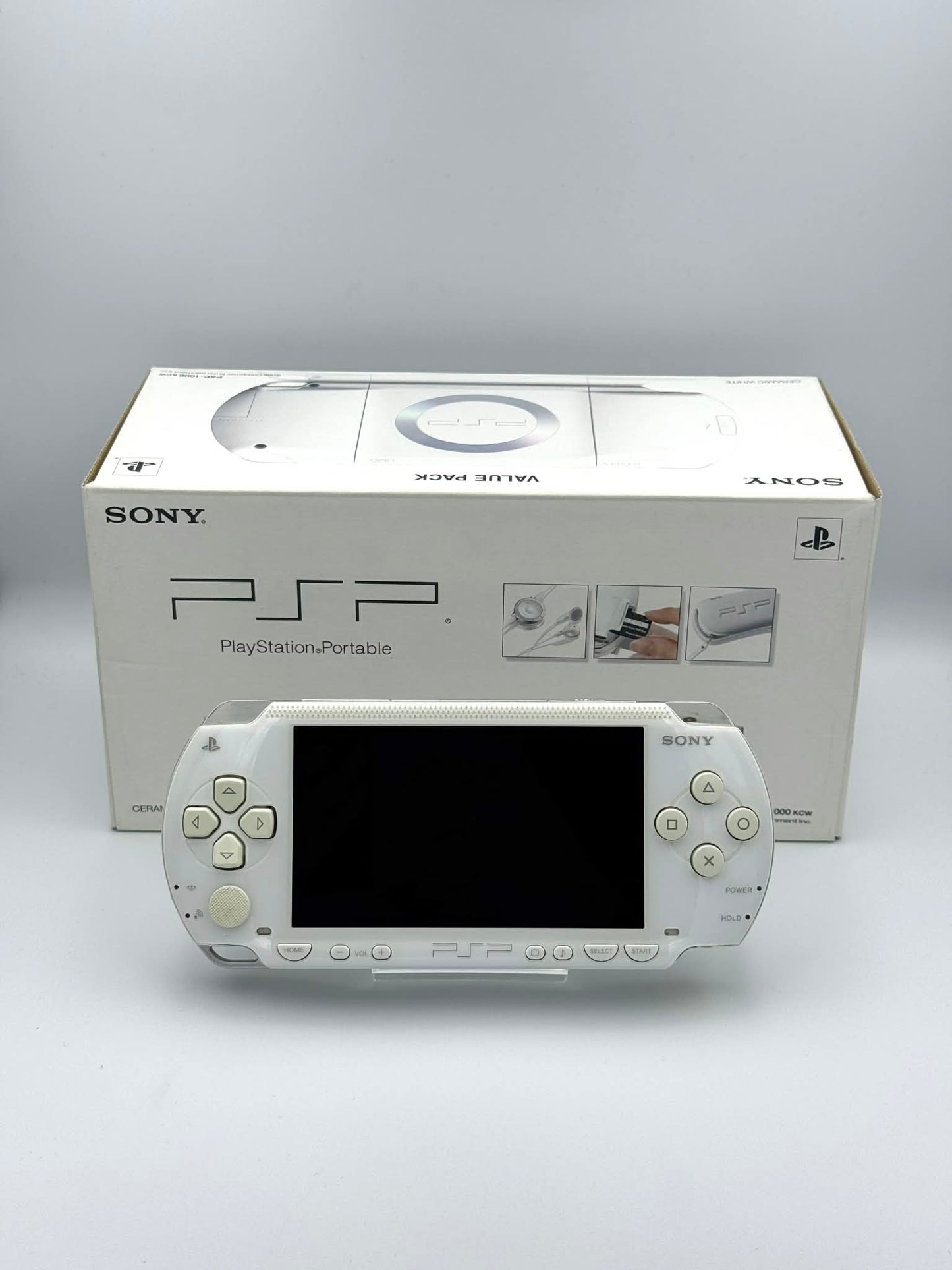 PSP 1000 – セラミック・ホワイト バリューパック（コンプリート） 