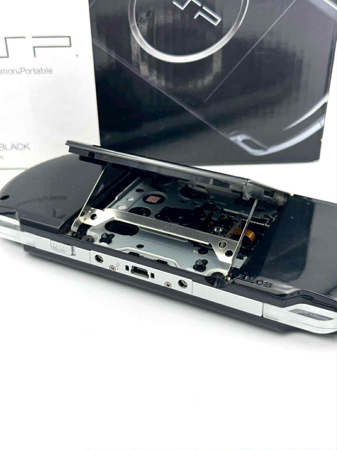 PSP 3000 – ピアノ・ブラック – コンプリート・ボックス・セット🇯🇵 