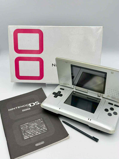 Nintendo DS – Silver