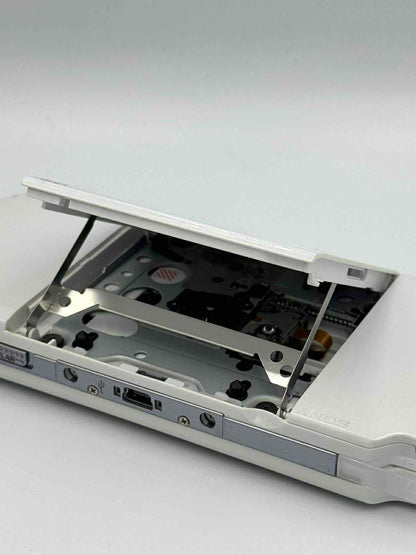 PSP 3000 – パールホワイト 🇯🇵 