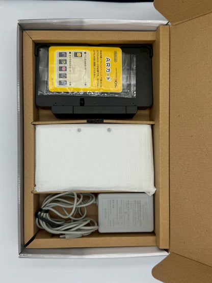 Nintendo 3DS - Pure White (Complete In Box)