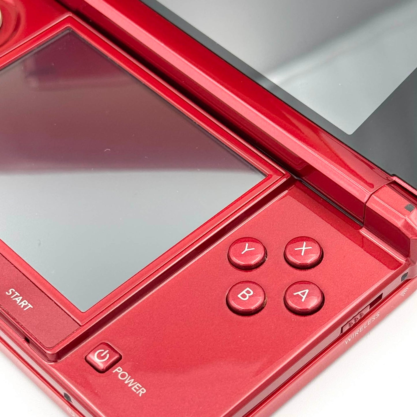 Nintendo 3DS – Rouge Flamboyant en boîte