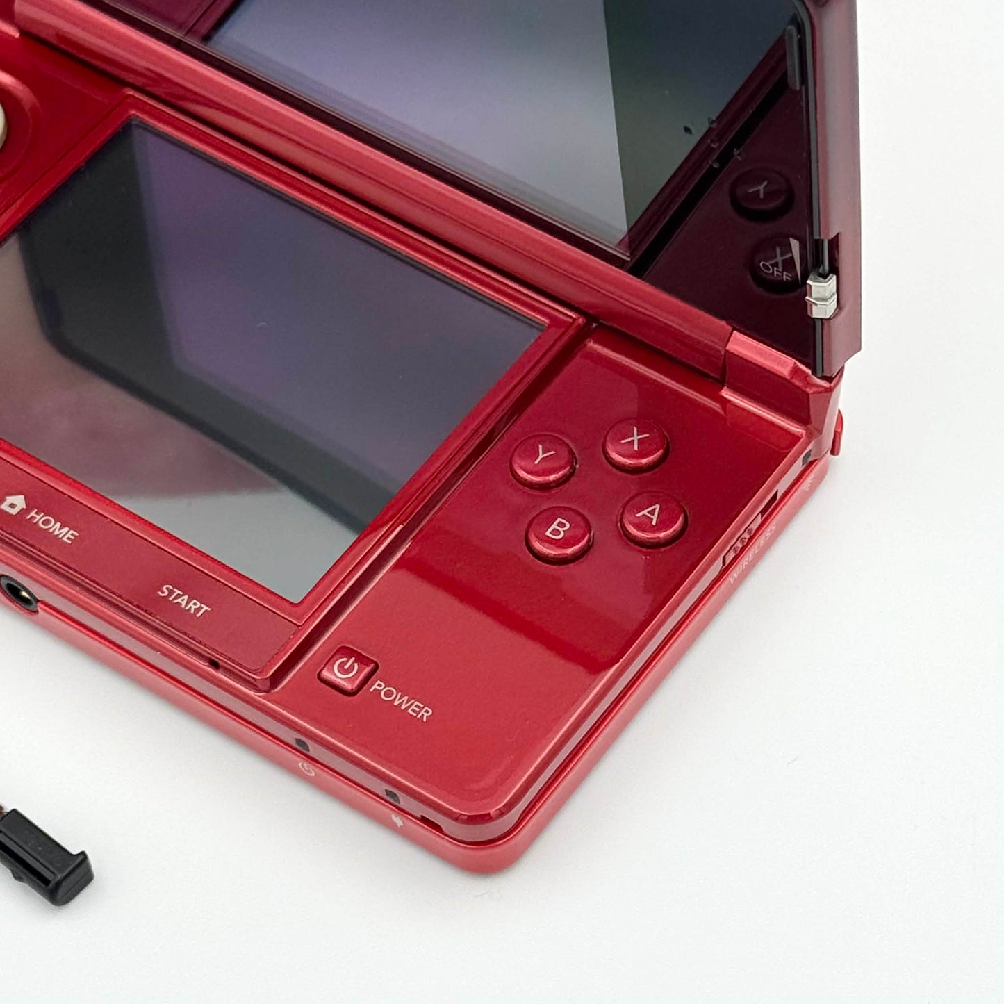 Nintendo 3DS – Rouge Flamboyant en boîte