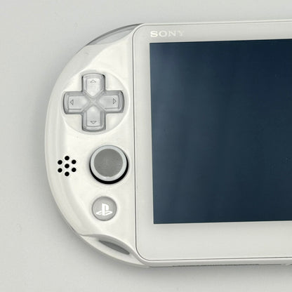 PS Vita スリム 2000 – ホワイト – Bグレード
