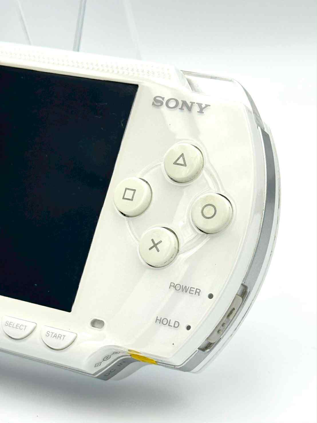🤍 Sony PSP-1000 – Ceramic White