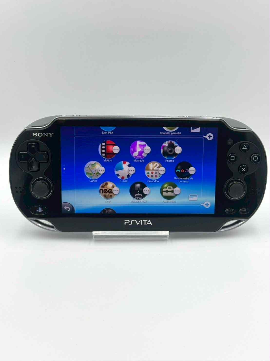 PS Vita 1000 – Entièrement noire 