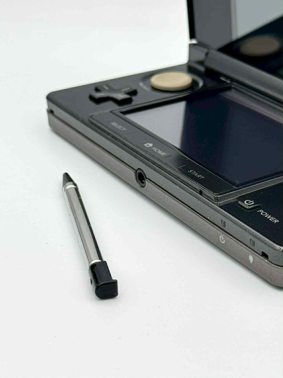 Nintendo 3DS – Glossy Black