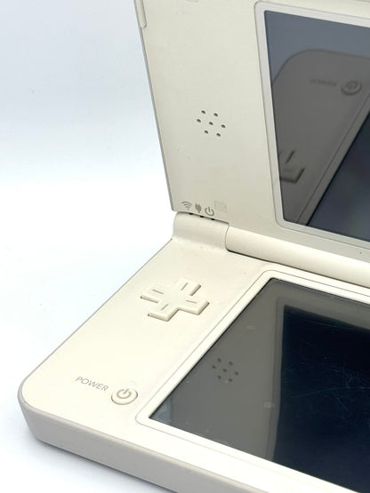 ニンテンドーDSi LL – ホワイト