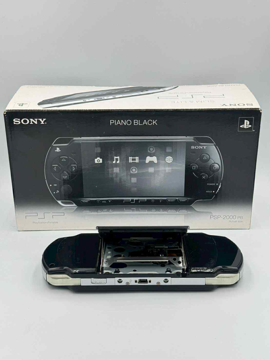ソニー PSP-2000 – ピアノブラック（元箱付き） 