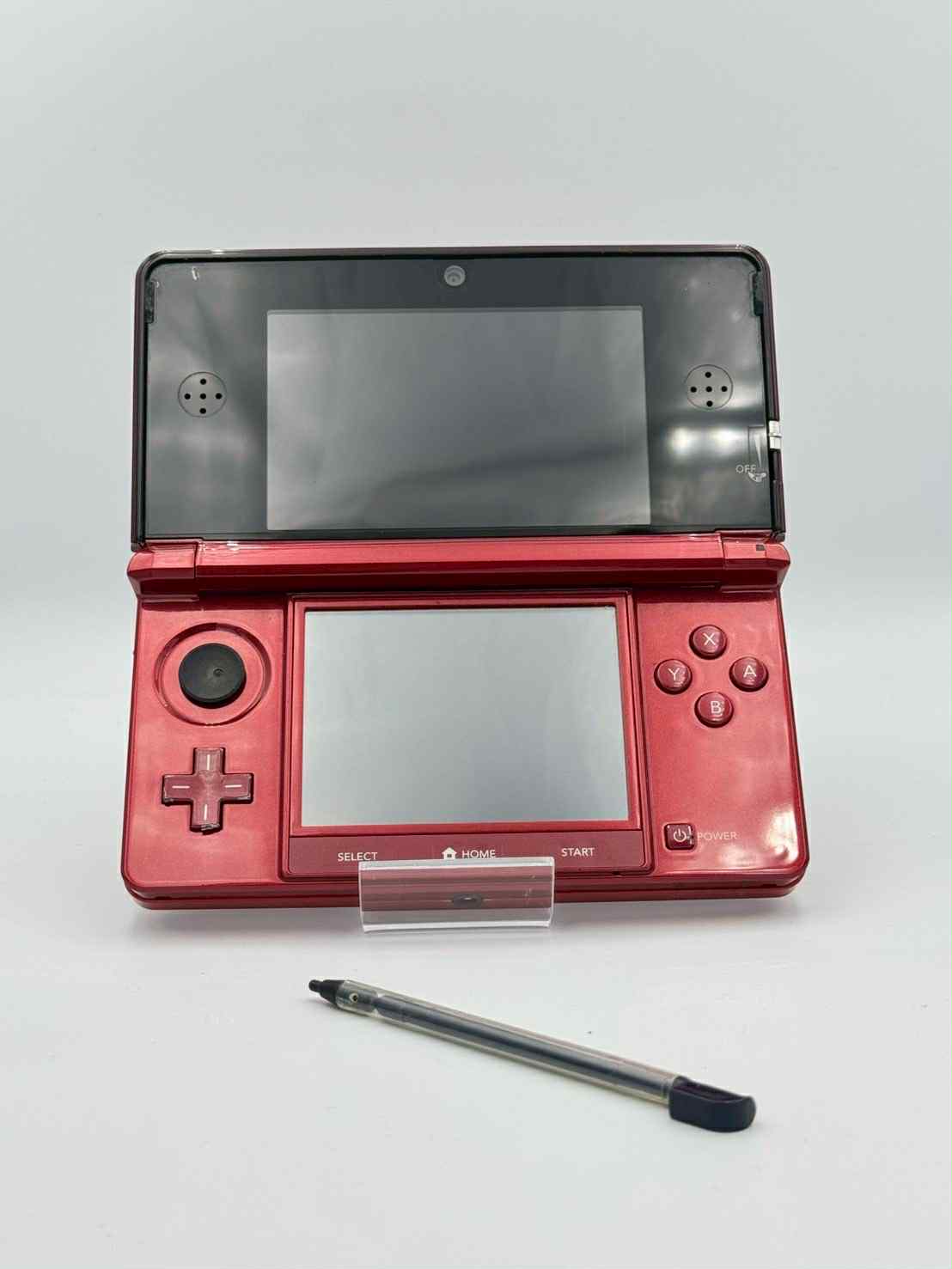 Nintendo 3DS – RED