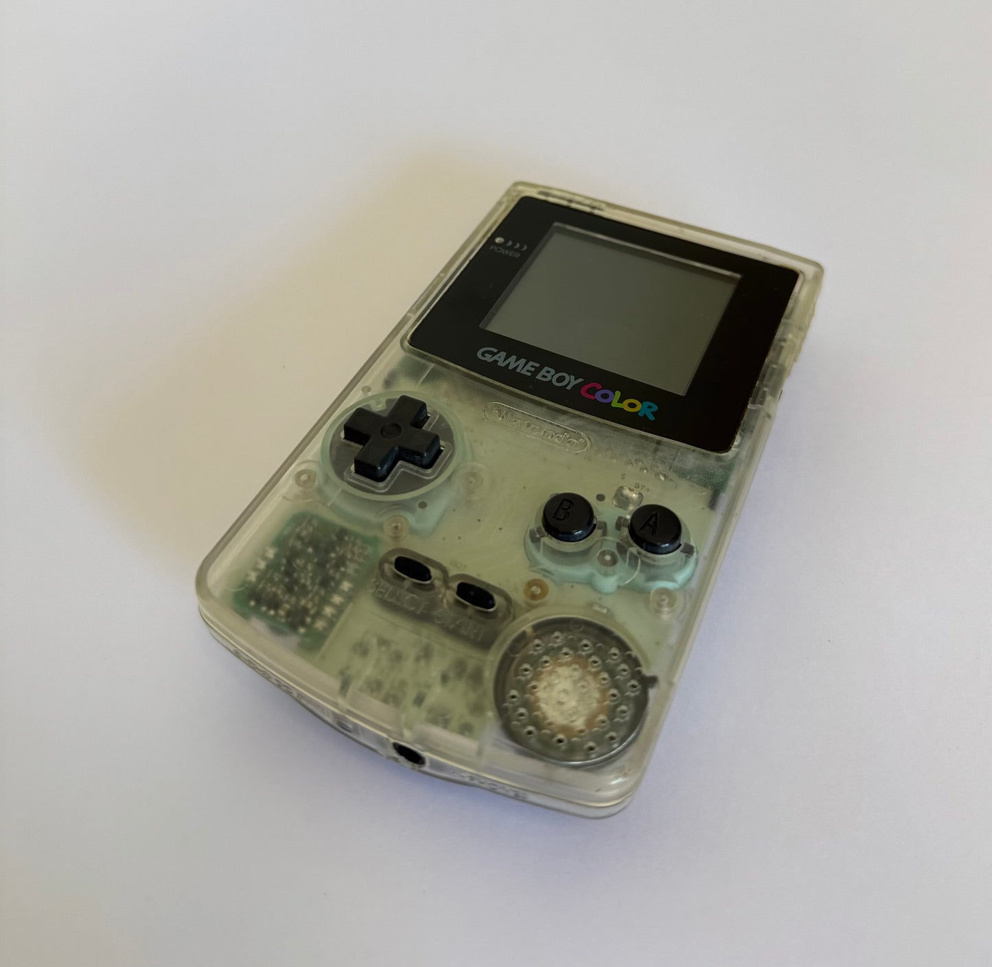 Game Boy Color – Transparente | Consola retro japonesa auténtica (reacondicionada)