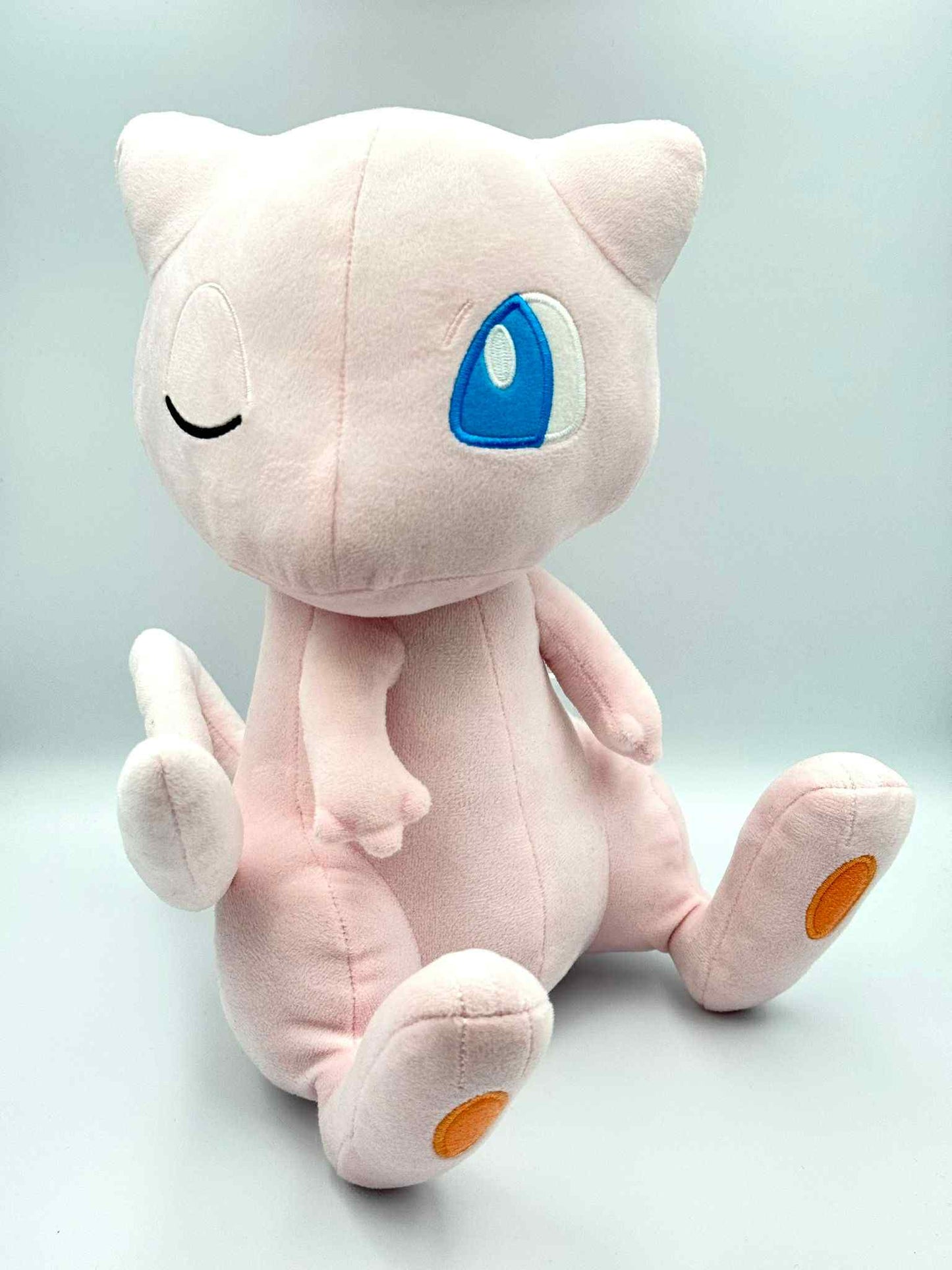 Mew Plush – Pokémon 🇯🇵