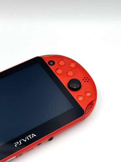 PS Vita 2000 – レッド
