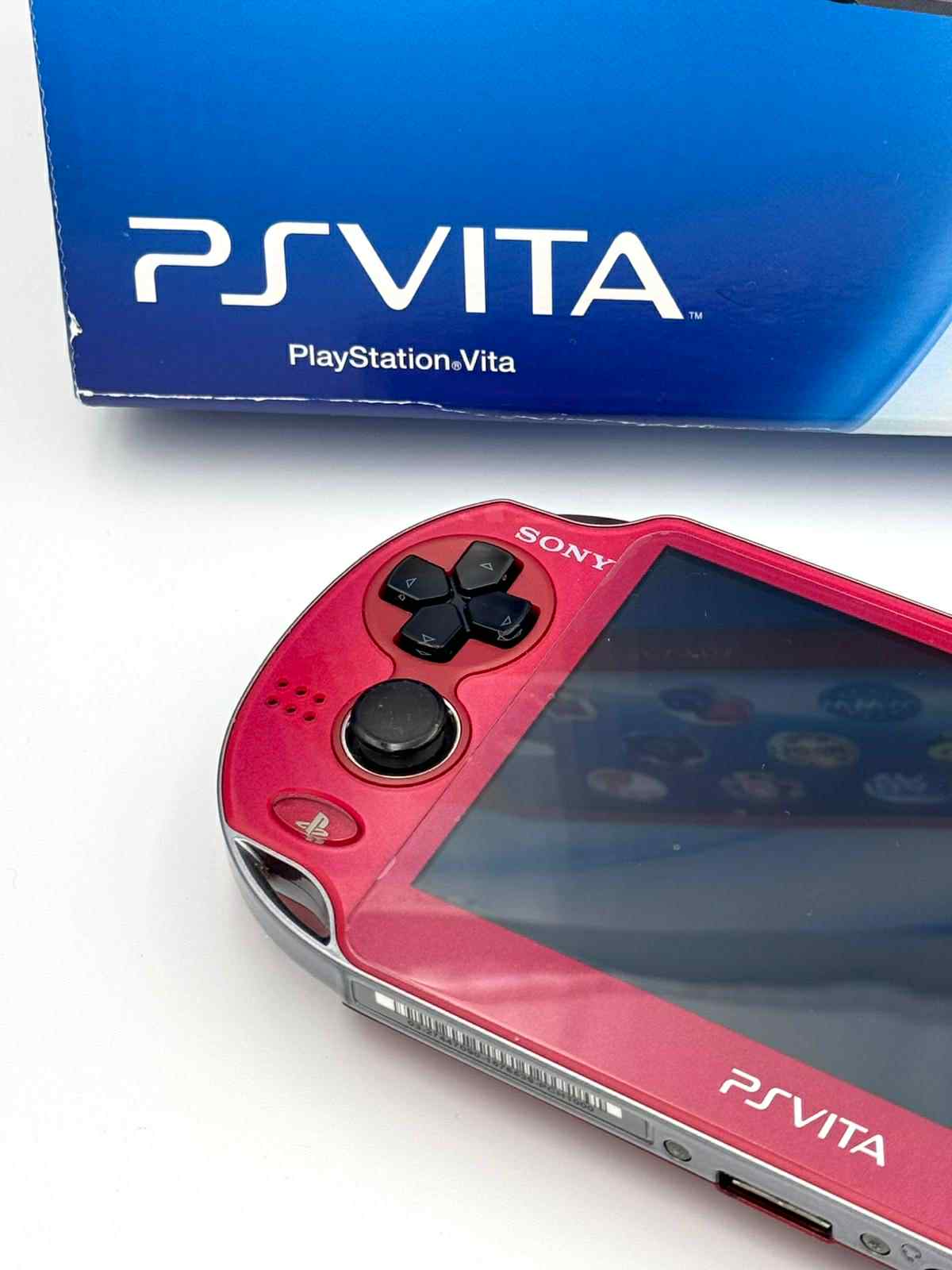 PS Vita 1000 – Red Model Complete In box🇯🇵