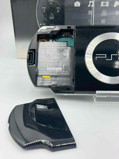 ソニー PSP-2000 – ピアノブラック（元箱付き） 