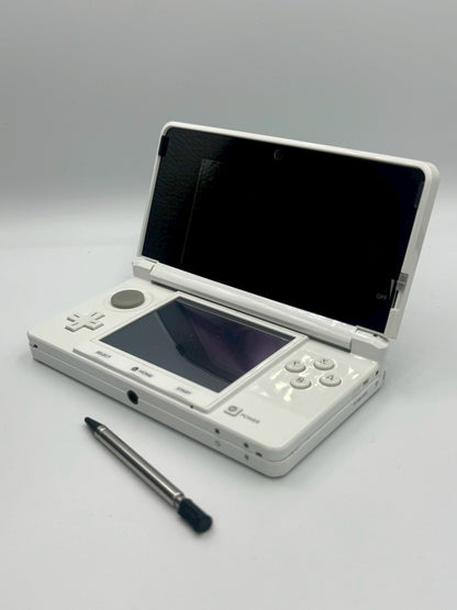 Nintendo 3DS - Pure White (Complete In Box)