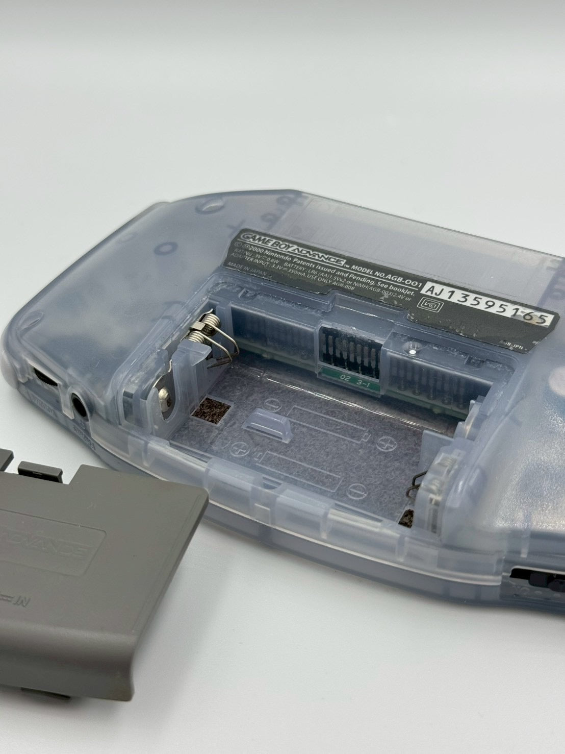 Game Boy Advance – Glacier Blue (Transparent)