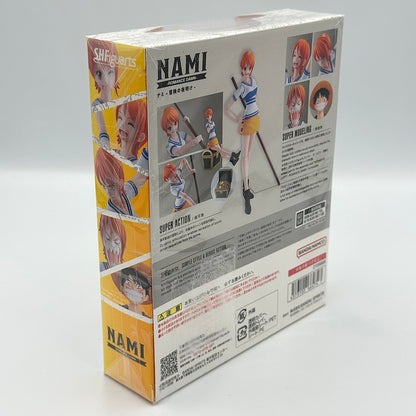 Nami Figure