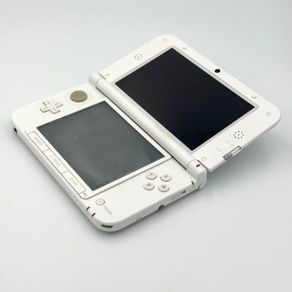 Nintendo 3DS LL Disney Magic Castle Limited Edition