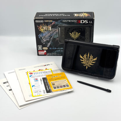 Nintendo 3DS LL Monster Hunter 4 Gore Magala Limited Edition 🇯🇵