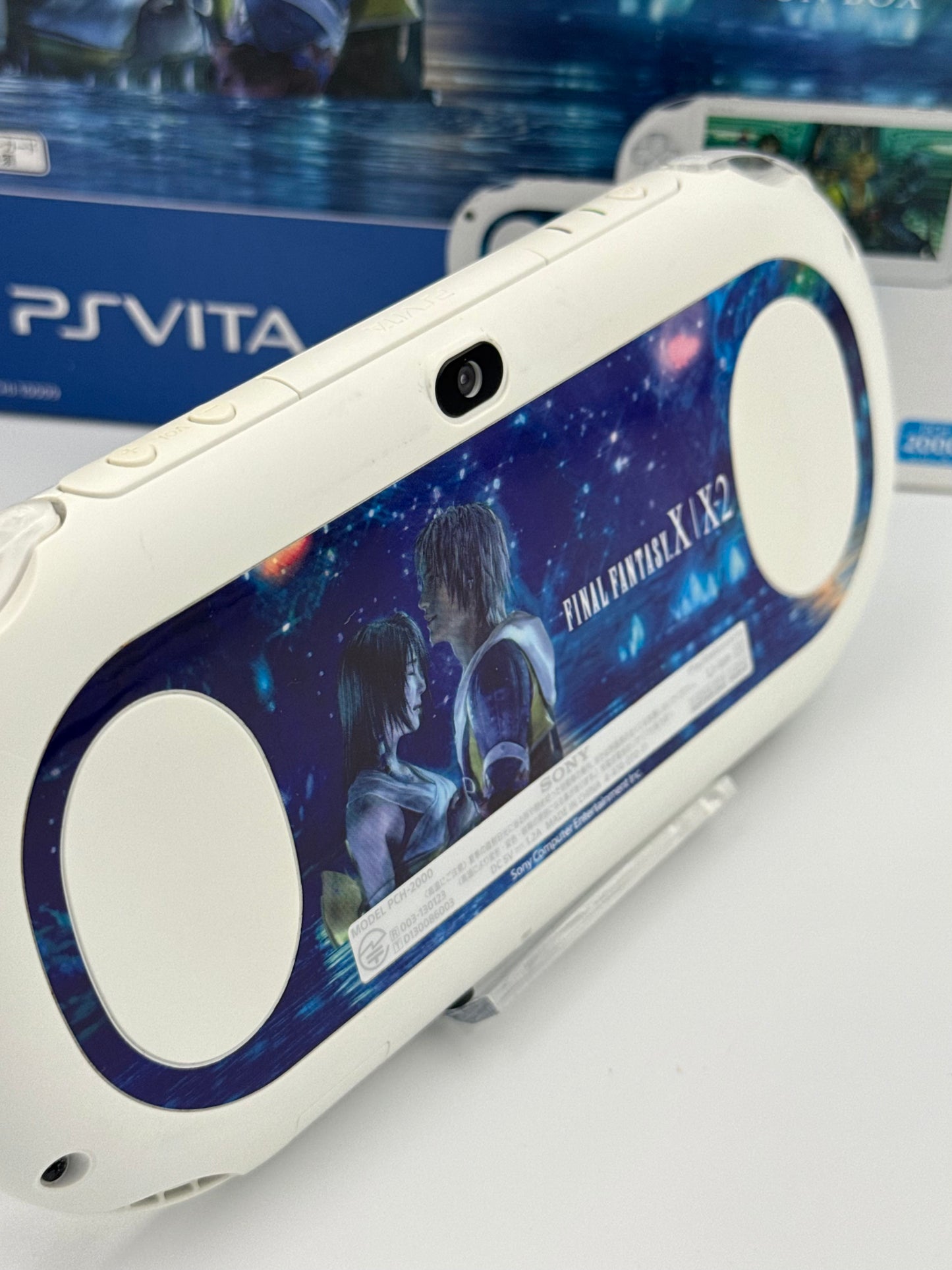 PS Vita Final Fantasy X / X-2 Resolution Box Limited Edition