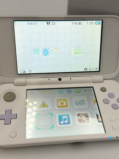 New Nintendo 2DS LL - White Lavender