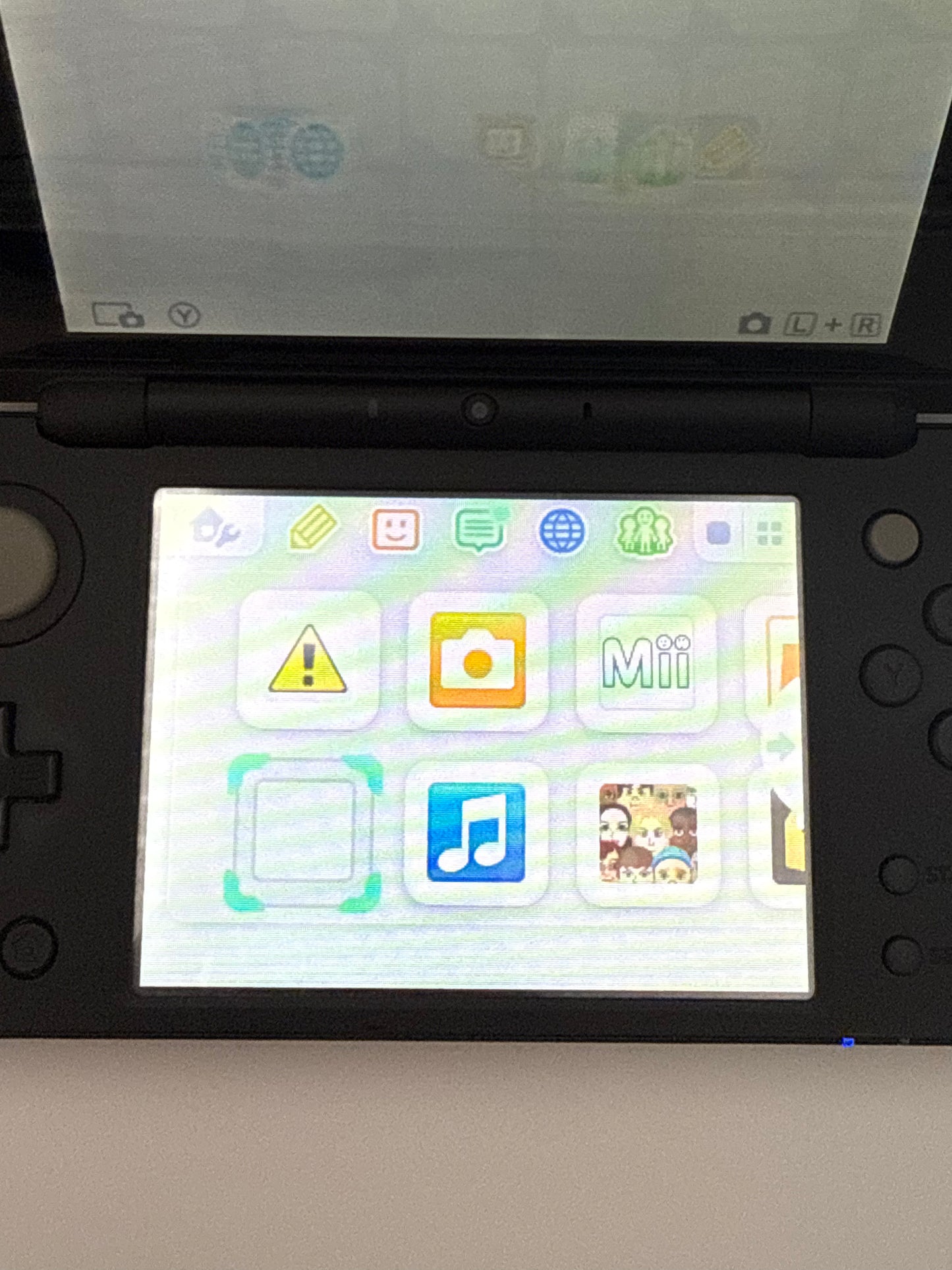New Nintendo 2DS LL Dragon Quest Hagure Metal Edition – Complete in Box
