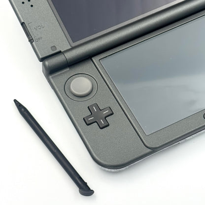 New Nintendo 3DS LL – Monster Hunter 4G Special Pack