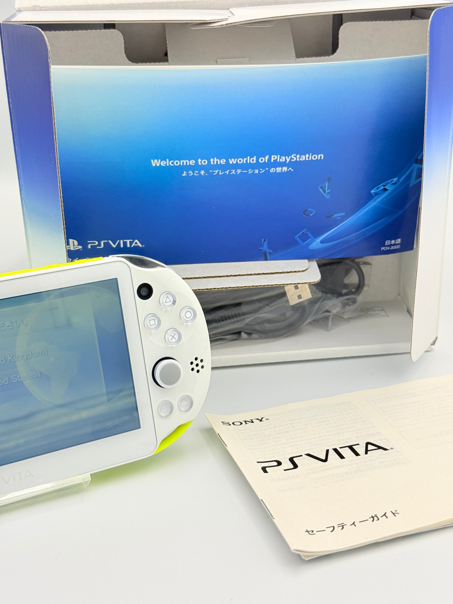 PS Vita 2000 Lime Green / White