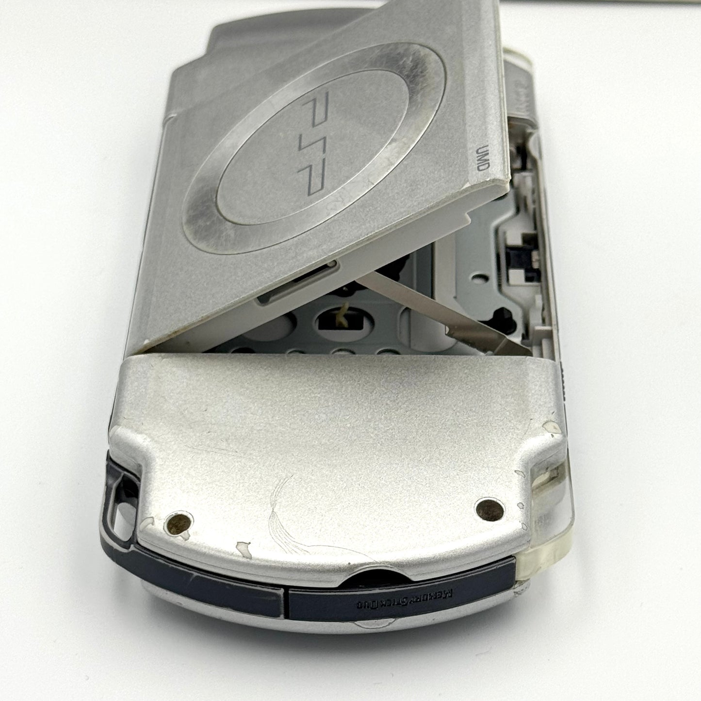 PSP 2000 – Argent Glacé - Grade B