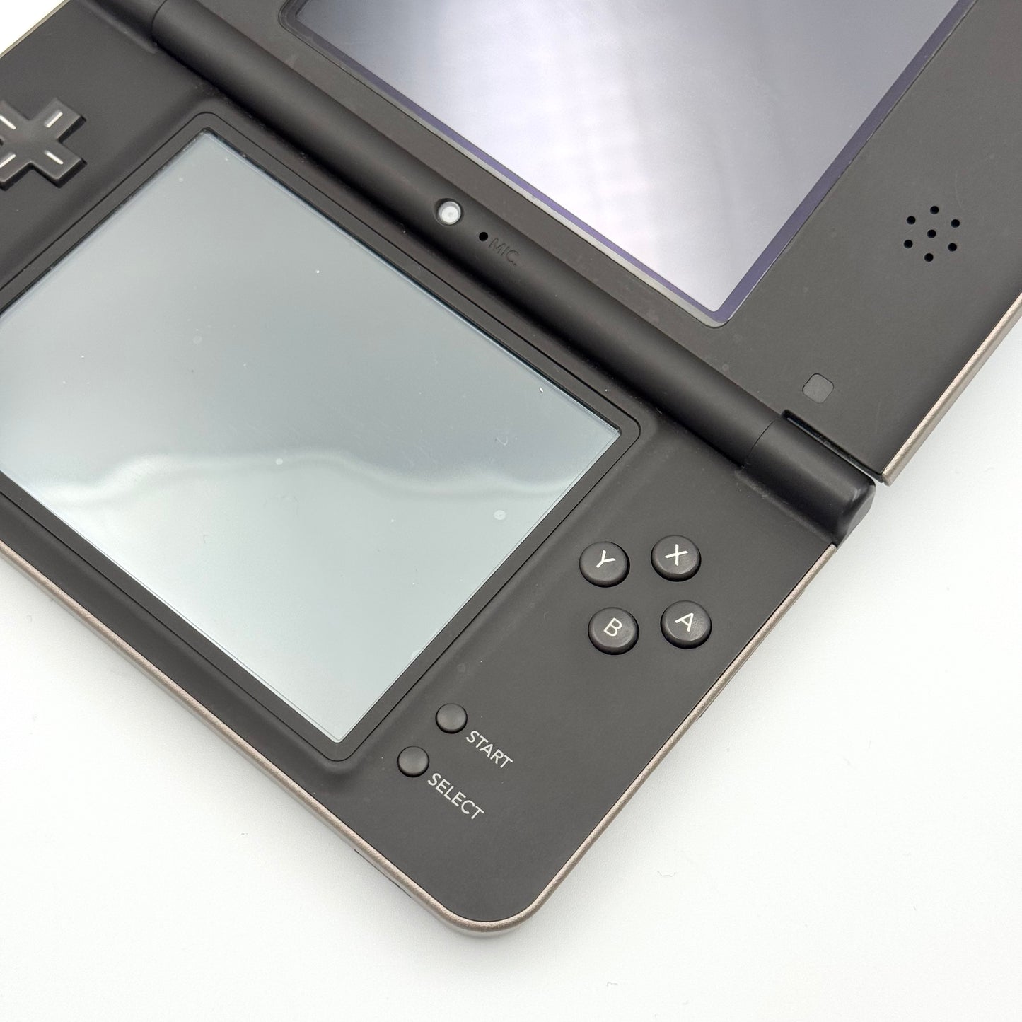 ニンテンドーDSi LL ブラウン – Bグレード