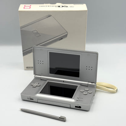ニンテンドーDS Lite シルバー – 箱付きセット – Bグレード