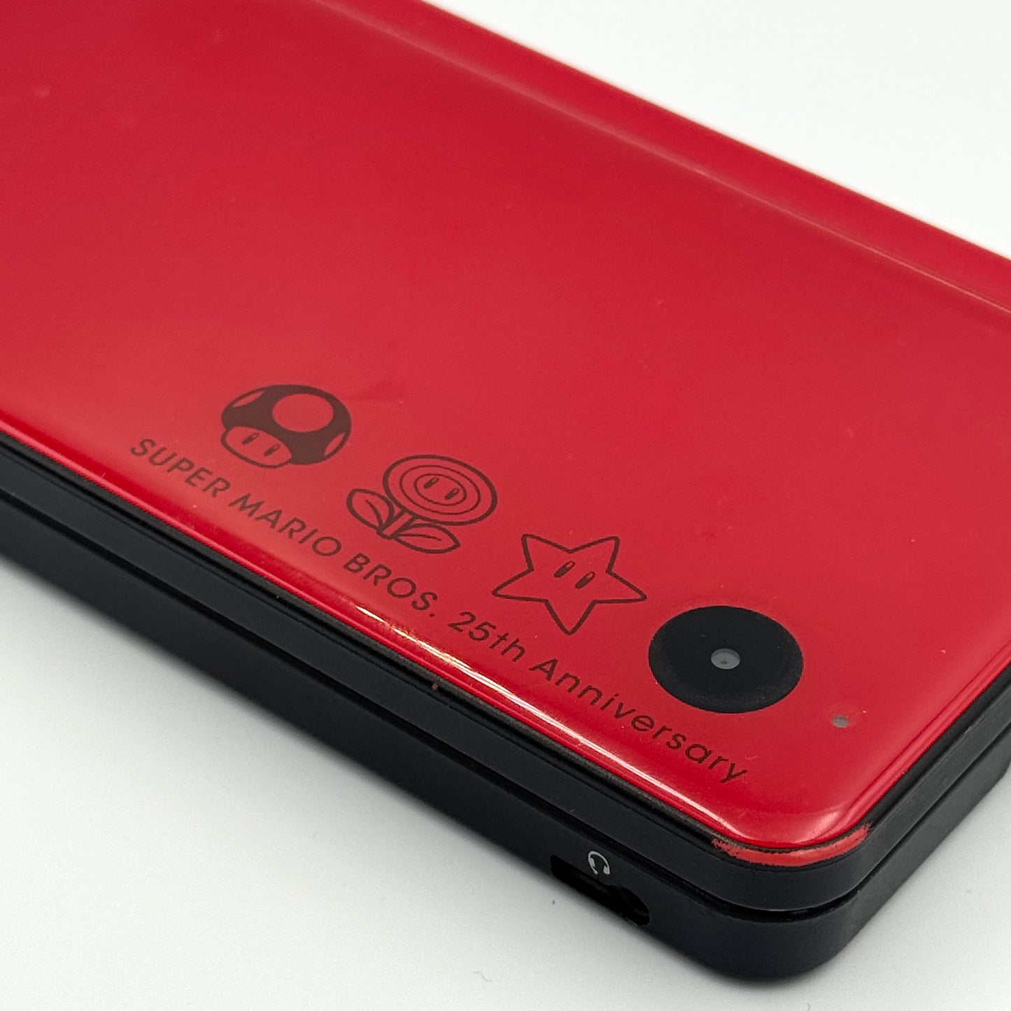 Nintendo DSi LL Super Mario 25th Anniversary - B-Grade