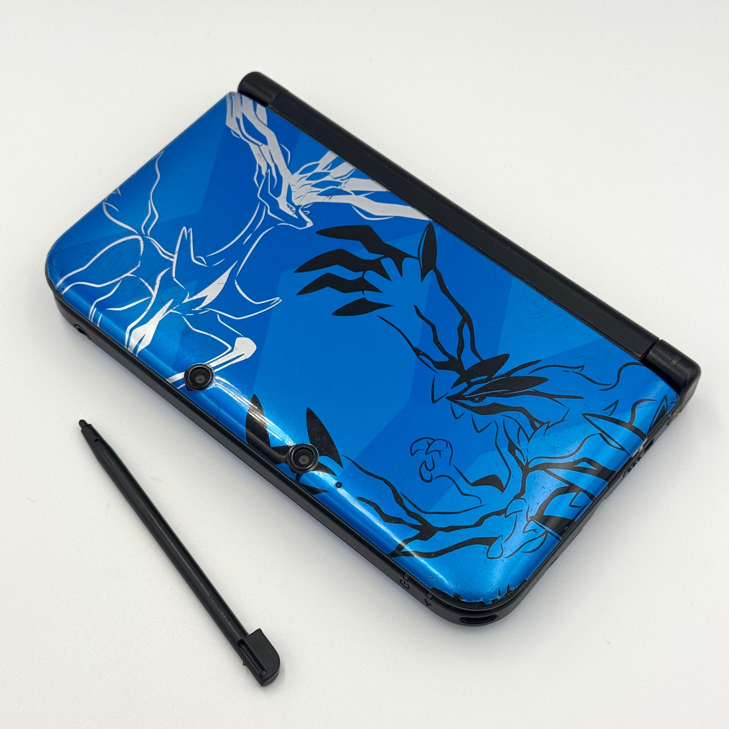 Nintendo 3DS LL – Pokémon X & Y Blue Edition - B Grade