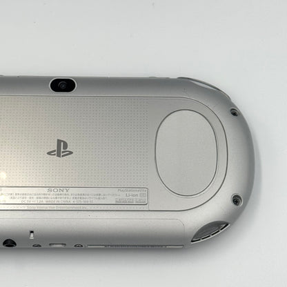 PS Vita – Boîte argentée