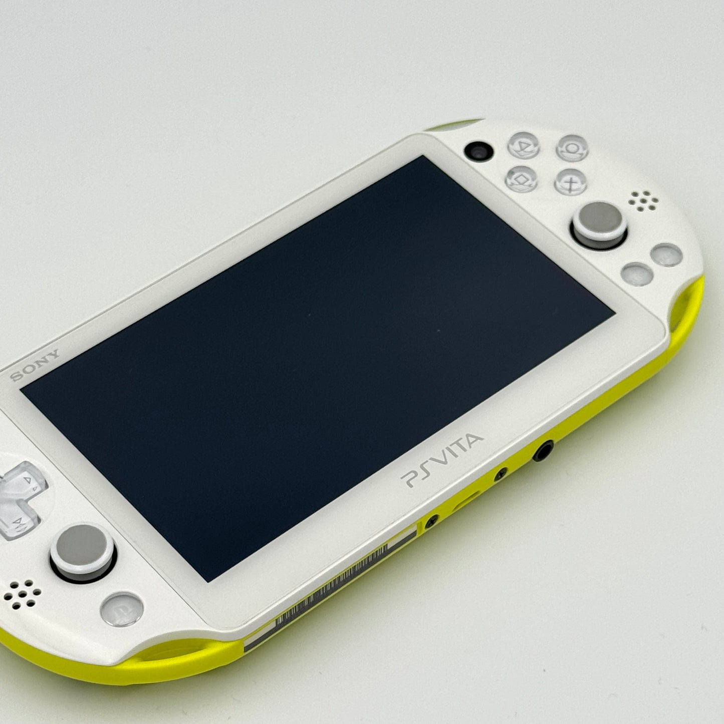 PS Vita 2000 – Yellow / White