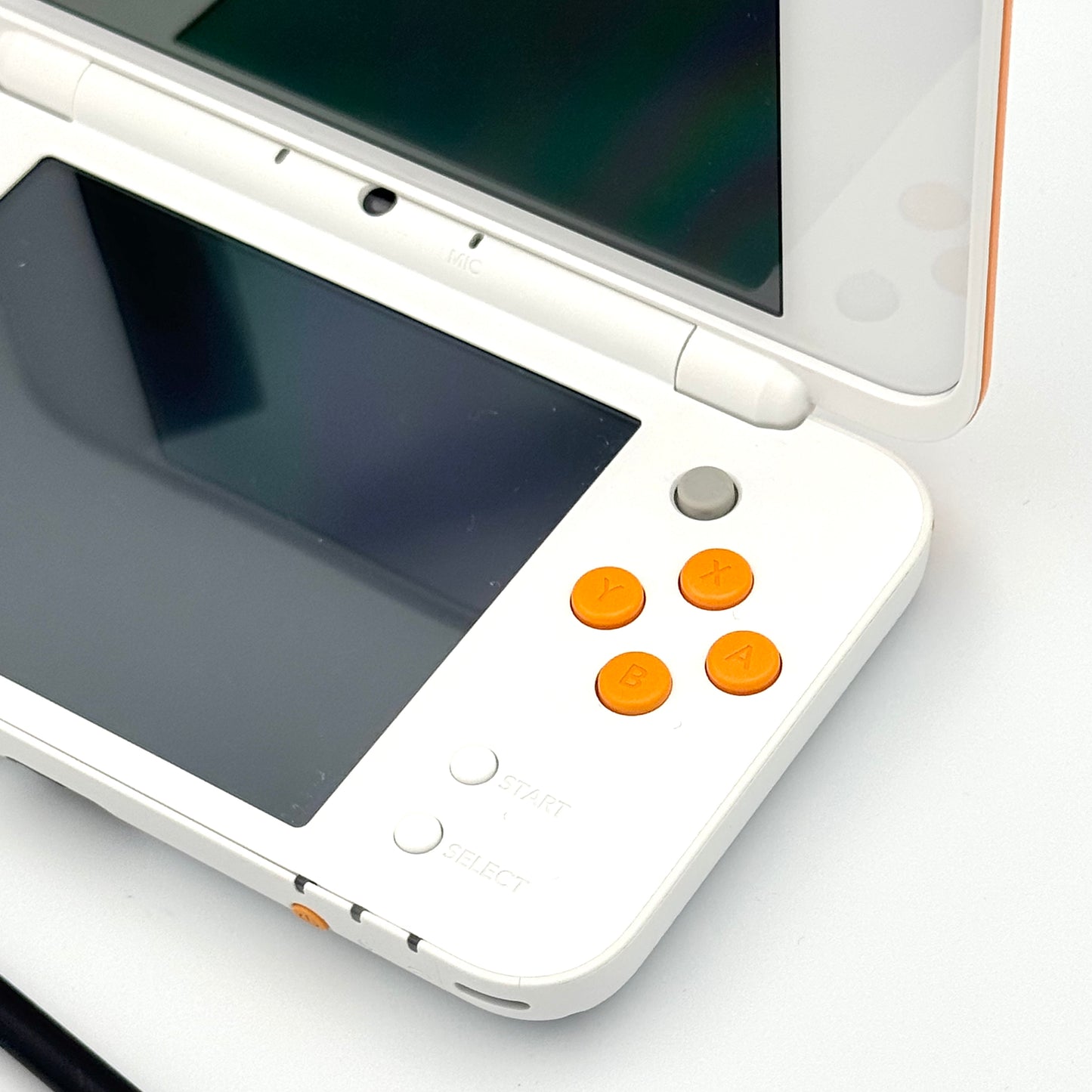 New Nintendo 2DS LL – White & Orange