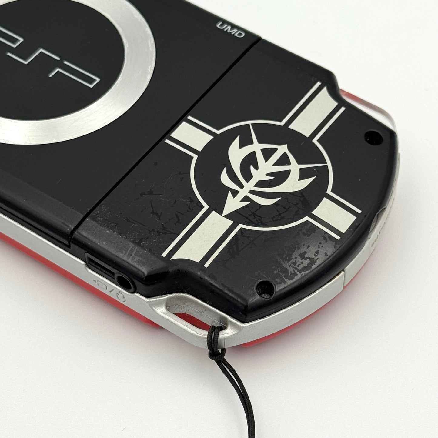 PSP 2000 - Édition Limitée Principauté de Zeon