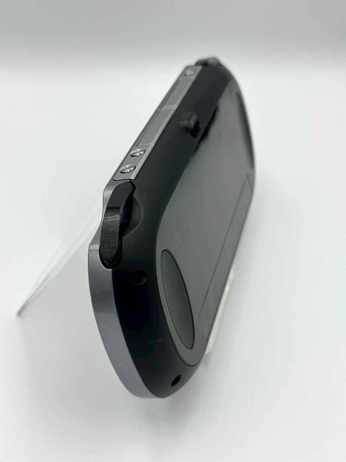 PS Vita 1000 – Entièrement noire 