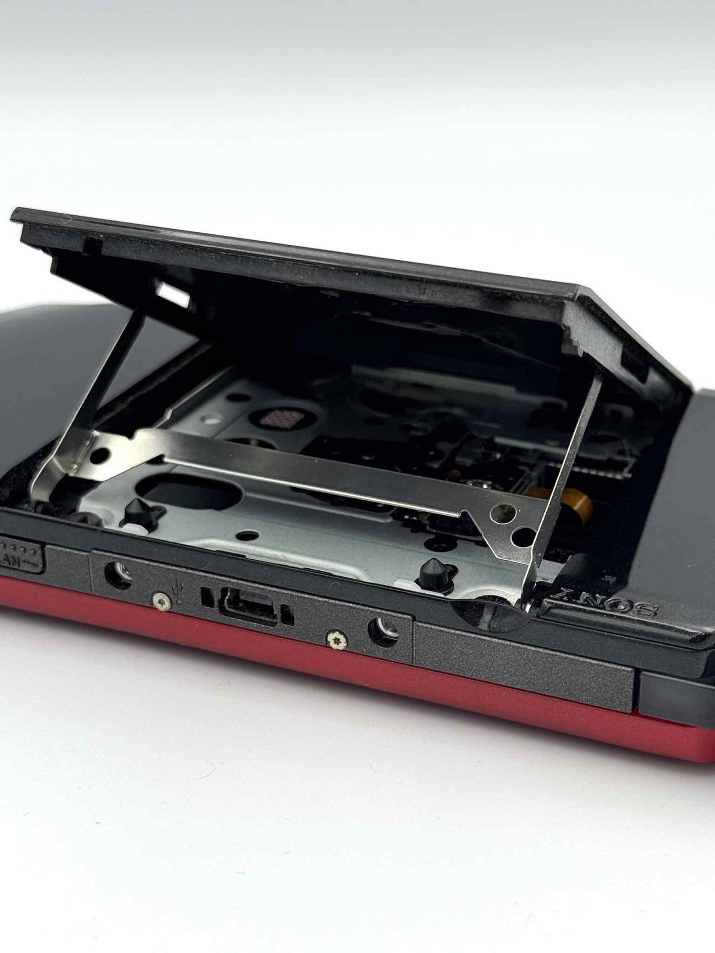 Sony PSP 3000  –  Red & Black🇯🇵
