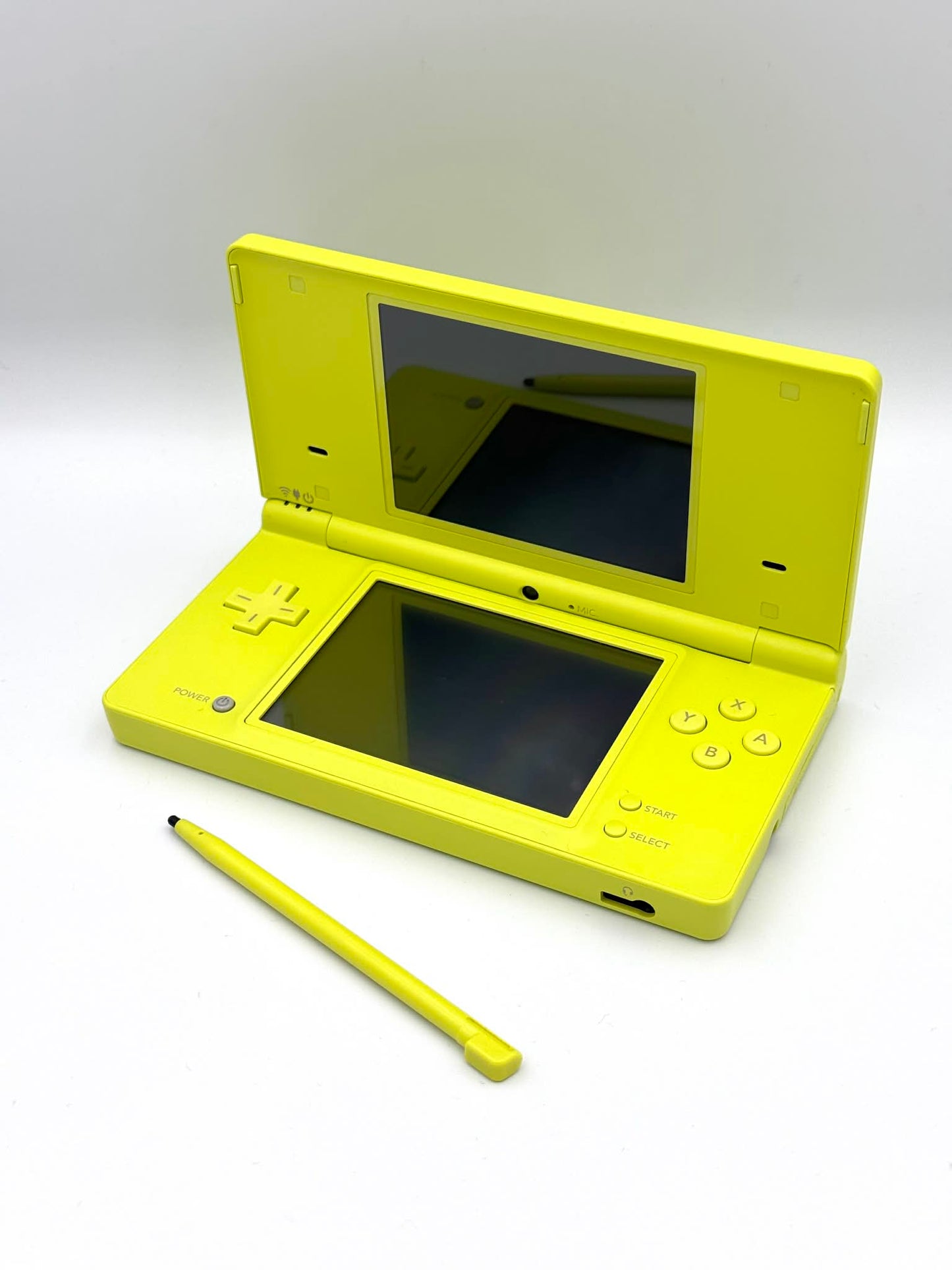Nintendo DSi – Lime Green
