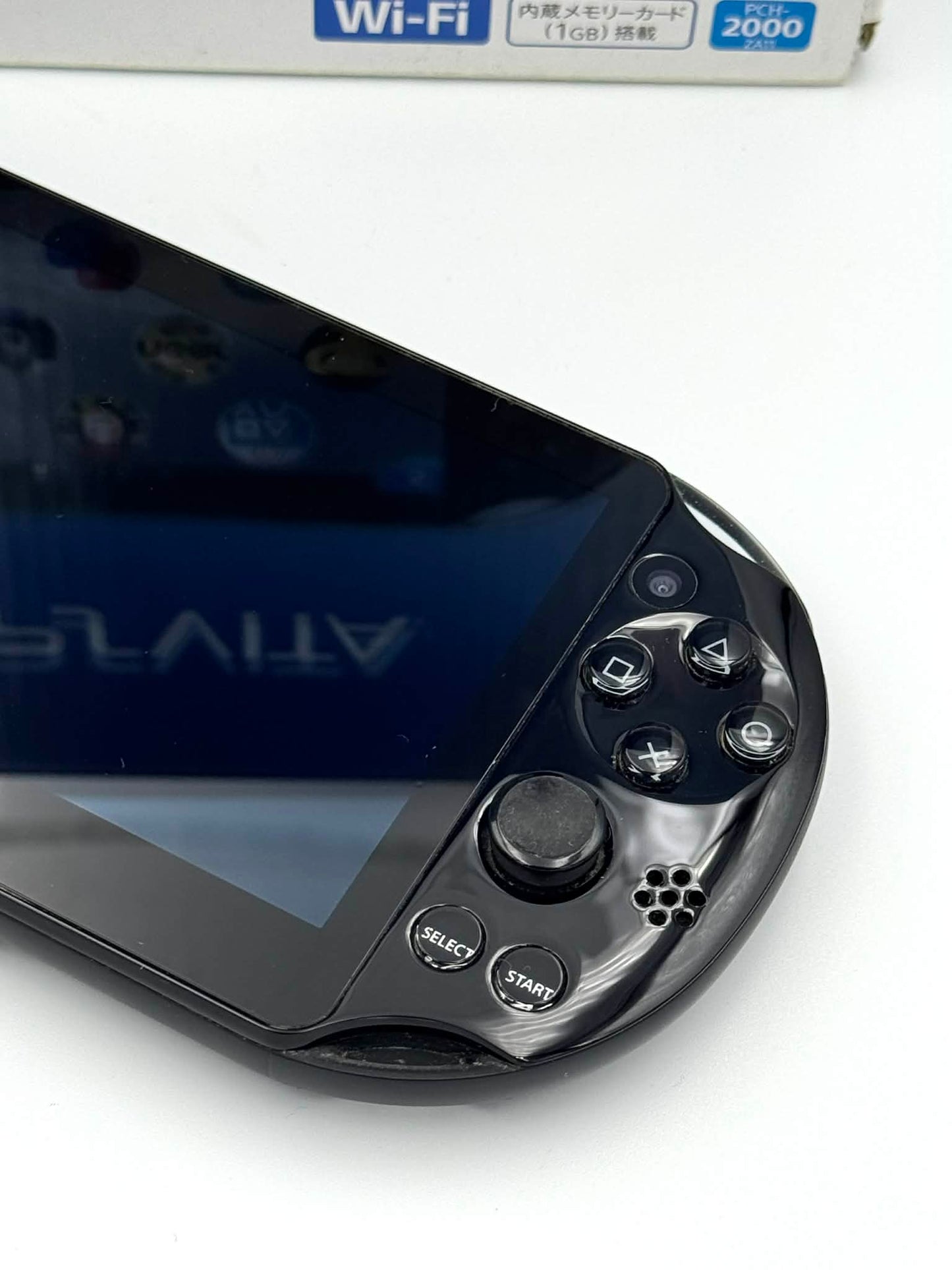 ソニー PS Vita 2000 – ブラック（箱入り） 
